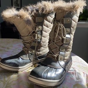 Sorel woman’s winter boots